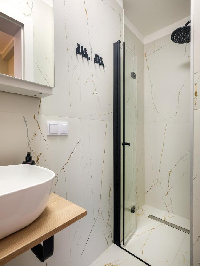 Tyzenhauz Apartments Pawia Street คราคูฟ ภายนอก รูปภาพ